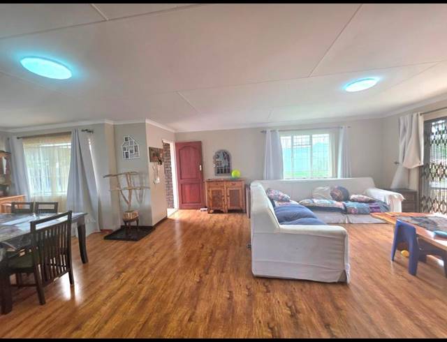 3 BEDROOM HOUSE FOR SALE IN VAN DYK PARK